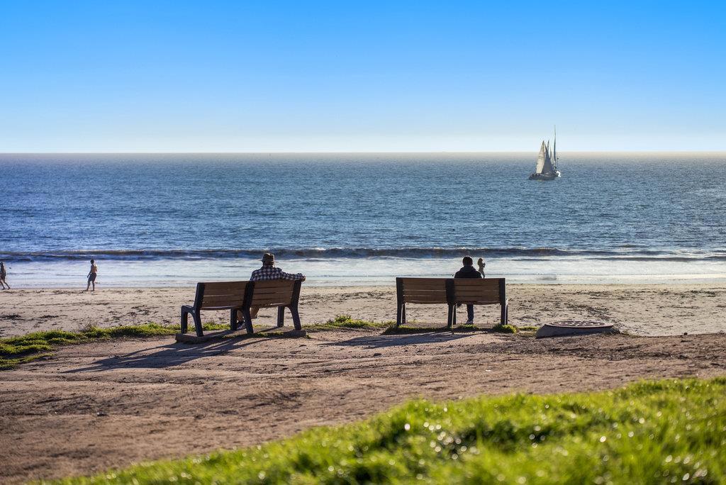 https://media.crmls.org/mediaz/095c9353-9911-42c2-bb35-0b33cc461ddd.jpg?preset=X-Large
