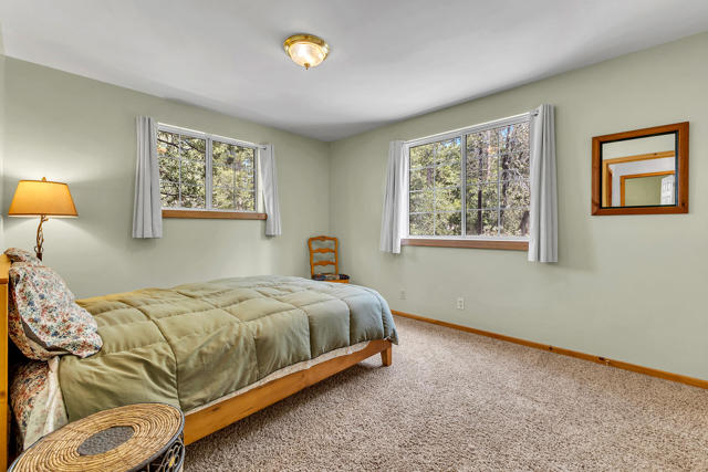 52365 Pine Ridge Road, Idyllwild CA: https://media.crmls.org/mediaz/095c9c94-b5b3-4a0a-9d44-a6d5ddb49507.jpg