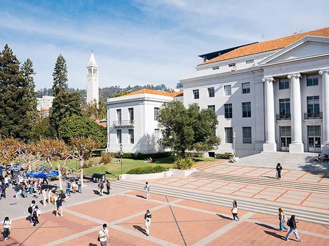 2601 College Avenue, Berkeley CA: https://media.crmls.org/mediaz/095d4573-f6cf-4e8d-91fc-34ac7a2ec9fe.jpg