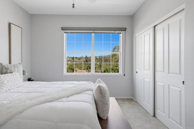 Detail Gallery Image 31 of 68 For 1921 Cresthaven Dr, Vista,  CA 92084 - 4 Beds | 3 Baths