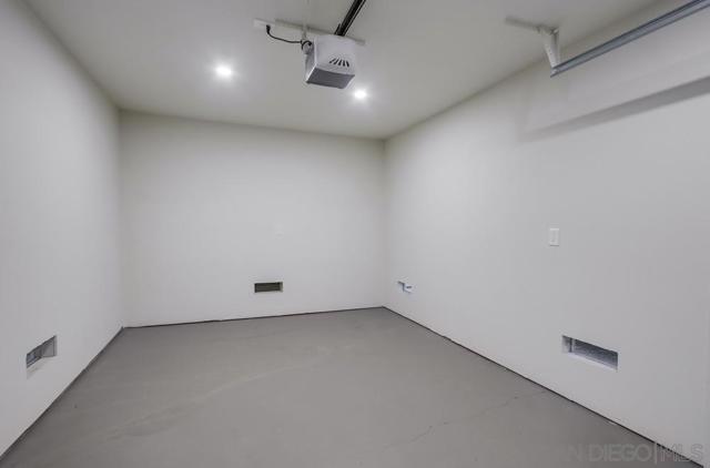 3122 Newell St, San Diego CA: https://media.crmls.org/mediaz/095e926e-9ef5-4fcc-b9ee-e4417838d4ef.jpg