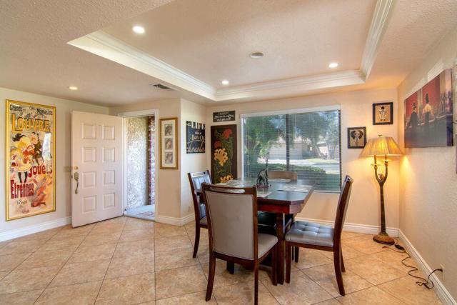168 Camino Arroyo S, Palm Desert CA: https://media.crmls.org/mediaz/095ef754-e34d-491b-920b-a2366029f764.jpg