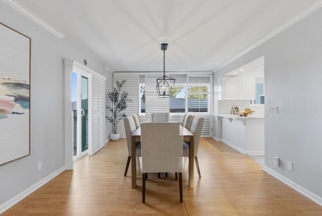 111 Wellesley, Redwood City CA: https://media.crmls.org/mediaz/095f2c05-6139-47b4-b316-c75387909e5b.jpg