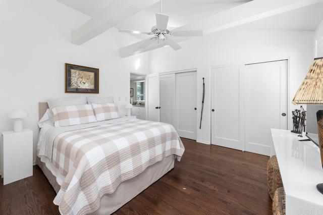 Image 18 of 27 For 1420 La Jolla Knoll