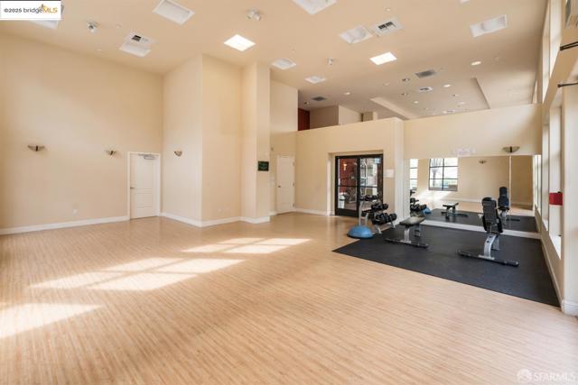 2210 Gellert Blvd, South San Francisco CA: https://media.crmls.org/mediaz/0960705f-5499-4bd7-aec9-c83469592534.jpg