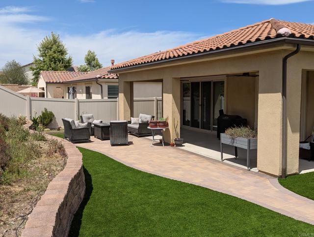 34885 Heartland Lane, Murrieta CA: https://media.crmls.org/mediaz/0961abbe-f1bd-4681-96f5-125a7978b908.jpg