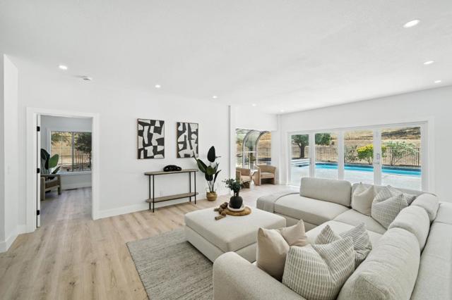6650 Johnston Road, Pleasanton CA: https://media.crmls.org/mediaz/0961d84d-32b0-4124-9f7d-2c1eb88ee61f.jpg
