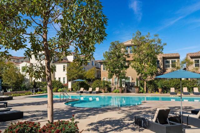 16234 Veridian Circle, San Diego CA: https://media.crmls.org/mediaz/09628bfd-6b91-4dde-97d2-0c17909c1b42.jpg