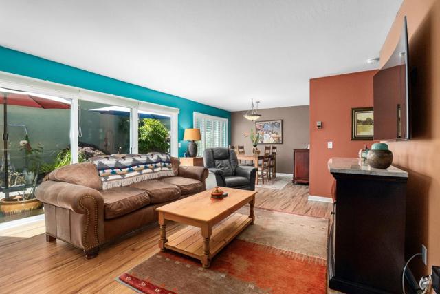 176 Crestview Court, Watsonville CA: https://media.crmls.org/mediaz/09635fa7-4885-4eff-a808-0f0b6e0f4a08.jpg