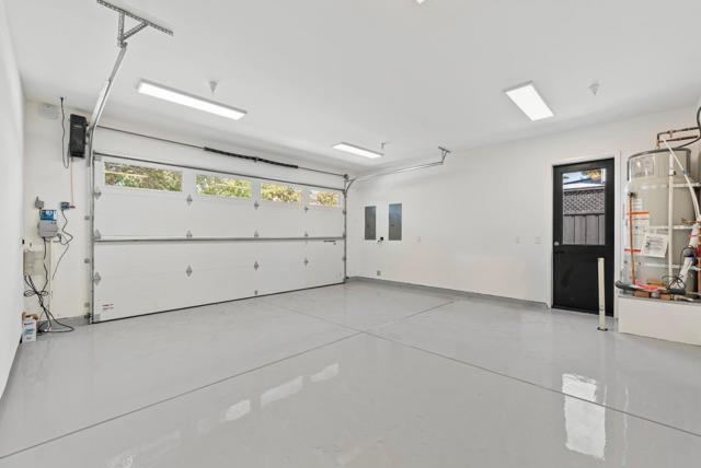 1068 Riverside Drive, Los Altos CA: https://media.crmls.org/mediaz/0963a912-dad1-4015-9b92-dbcc3454f7fc.jpg