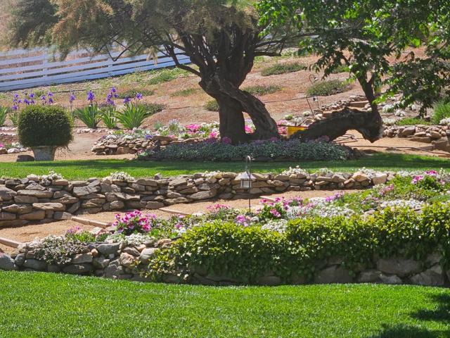 54800 Lonoak Road, King City CA: https://media.crmls.org/mediaz/0963aabd-0ac3-47a6-aa83-d6e1bbf70f60.jpg
