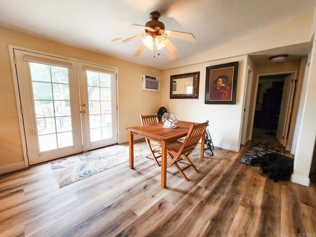 25260 E Old Julian Hwy, Ramona CA: https://media.crmls.org/mediaz/09645953-1738-4ec3-a1ea-3b5e9ab32bf7.jpg