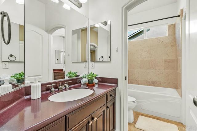 10495 Abalone Landing, San Diego CA: https://media.crmls.org/mediaz/0964a7e8-90ef-4dee-b98d-763e40881bad.jpg