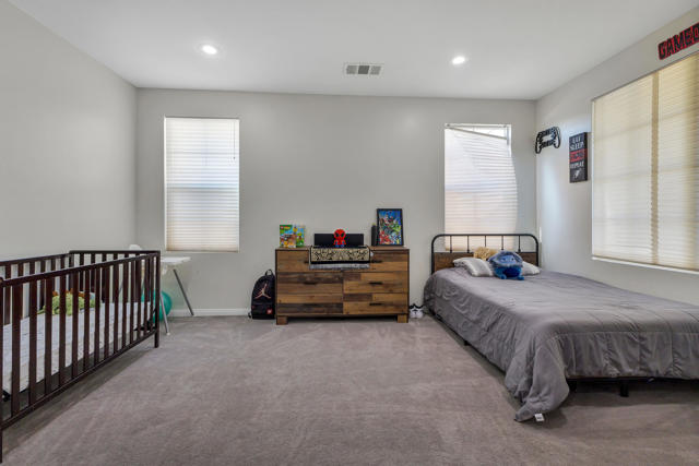 Image 2 of 49 For 37897 Chesterfield Street