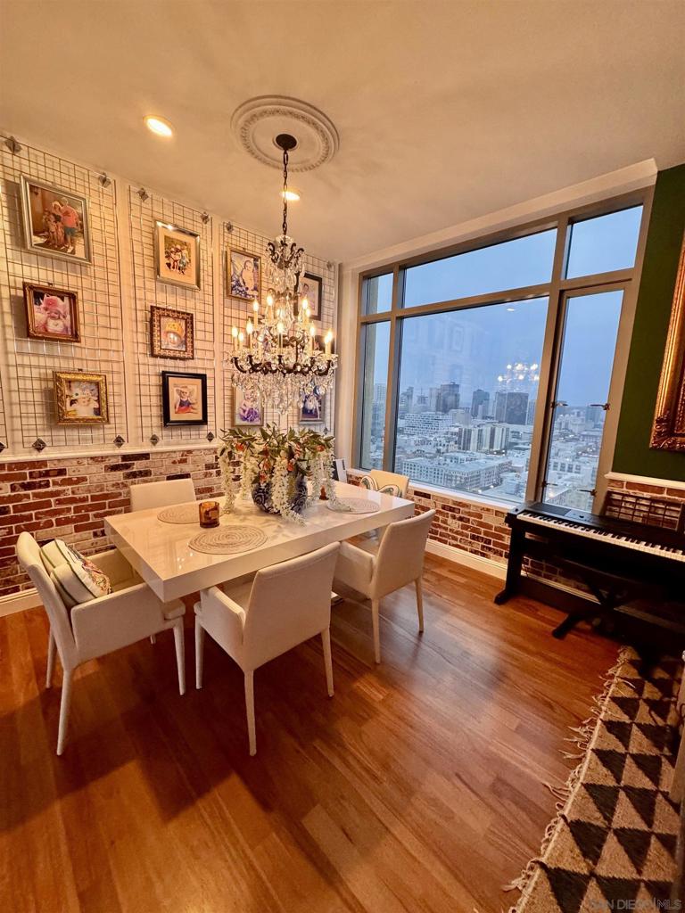 MLS #250036609SD img 8