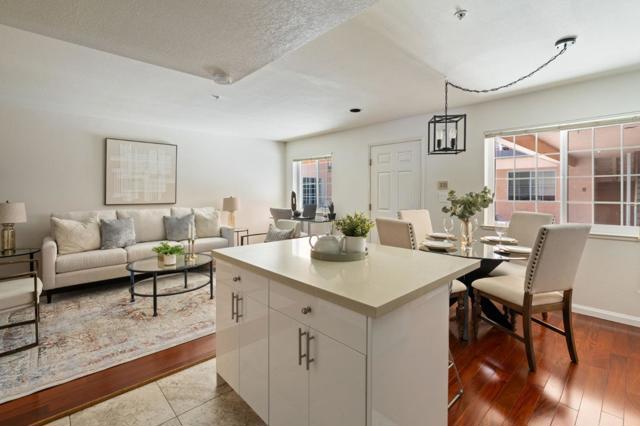 1721 California Street, Mountain View CA: https://media.crmls.org/mediaz/096728b0-d336-4184-961a-2034fe0ef37a.jpg