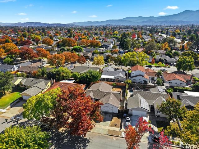 1598 Willowbrook Drive, San Jose CA: https://media.crmls.org/mediaz/09673376-2c2a-4f32-a128-d4c41aad8b6e.jpg