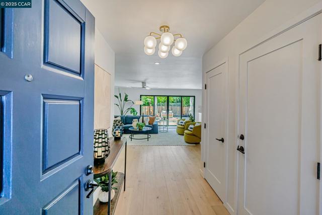 503 Vine Hill Way, Martinez CA: https://media.crmls.org/mediaz/09679eef-6d14-41be-9a69-437ed6f52417.jpg