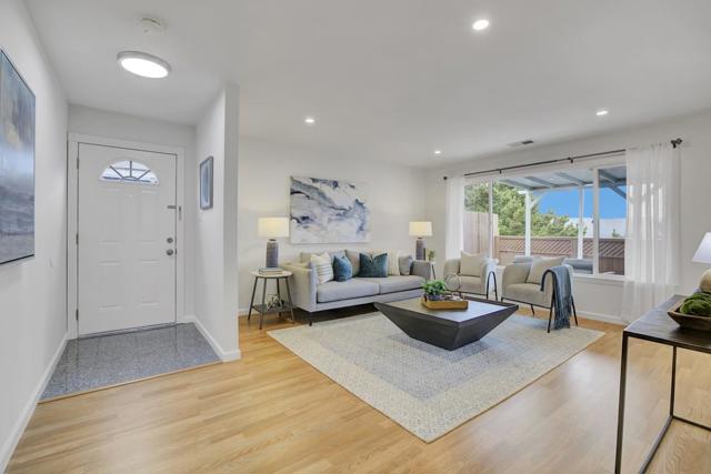 39 Morton Drive, Daly City CA: https://media.crmls.org/mediaz/0967cffb-e063-4e89-8512-30f5c95e1c6b.jpg