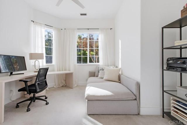 2241 Via Corto, Fallbrook CA: https://media.crmls.org/mediaz/09681bfc-8deb-4969-88fc-fffa047e2400.jpg