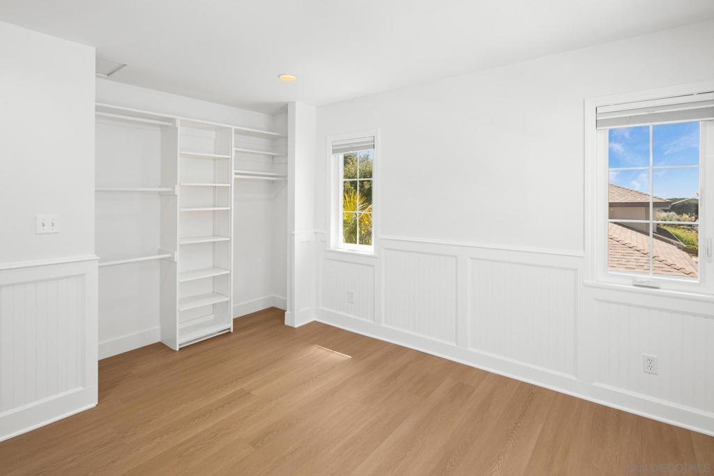 MLS #250023605SD img 6