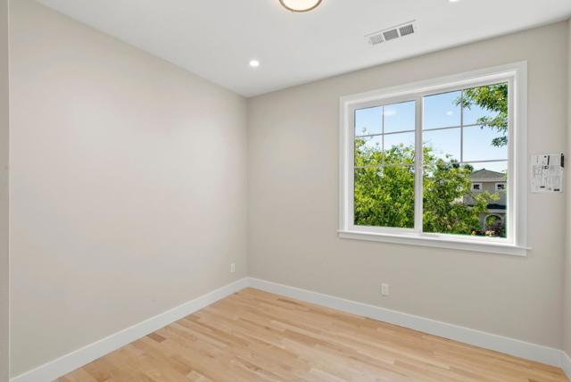 1325 Elam Avenue, Campbell CA: https://media.crmls.org/mediaz/09693d02-f399-4124-a890-4dbd71fa7826.jpg
