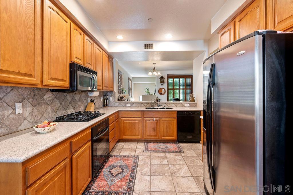 8791 Tribeca Circle - photo 6