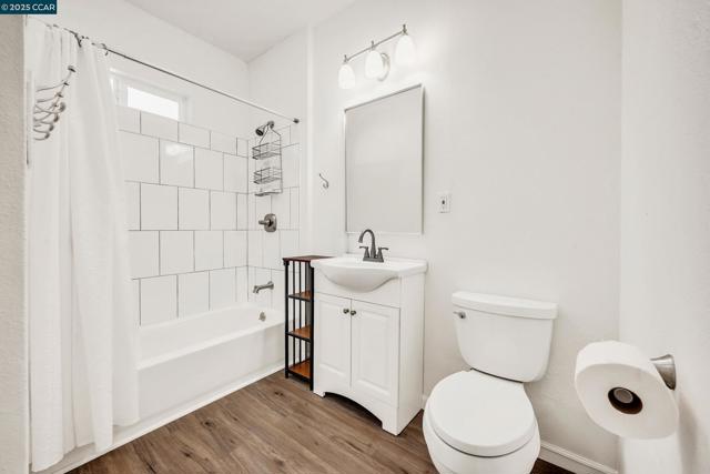 367 Rose Avenue, Pleasanton CA: https://media.crmls.org/mediaz/096ab9d9-1757-46d0-9728-df7037a33b47.jpg