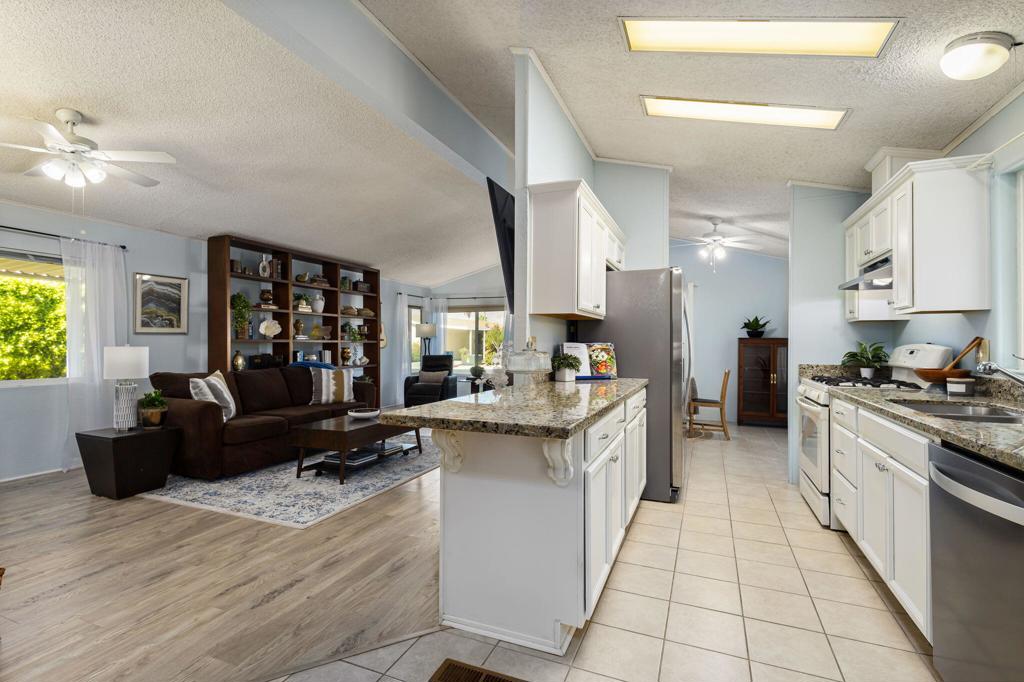 MLS #219149382DA image #18