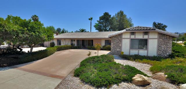 Detail Gallery Image 1 of 1 For 16911 Cloudcroft Dr, Poway,  CA 92064 - 3 Beds | 2 Baths