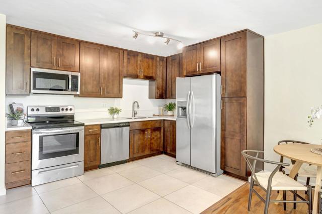 Detail Gallery Image 8 of 35 For 3050 Rue D'orleans #279,  San Diego,  CA 92110 - 2 Beds | 1 Baths