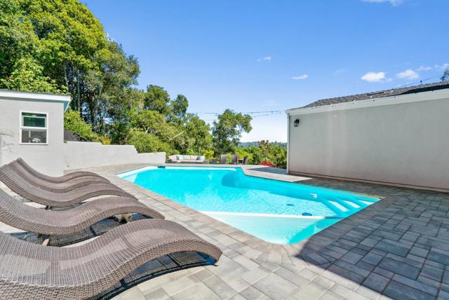 532 Moonrise Lane, Aptos CA: https://media.crmls.org/mediaz/096b6577-336d-4f29-985b-639dd86a6803.jpg