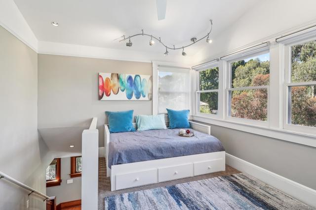 4472 Hortensia St, San Diego CA: https://media.crmls.org/mediaz/096bc96b-5e97-4028-a5a7-05282e4bc83d.jpg