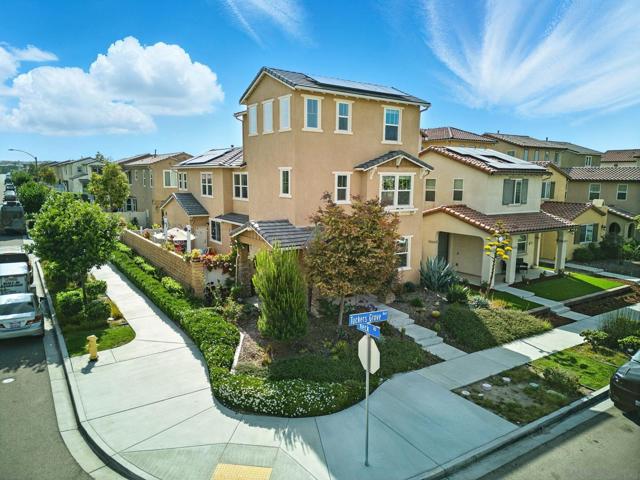 1705 Tuckers Grove Ave, Chula Vista CA: https://media.crmls.org/mediaz/096ce107-3232-4ba1-9a61-1ff874170e00.jpg