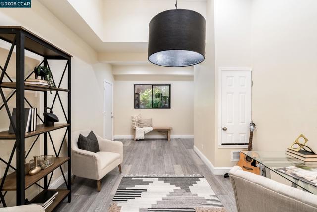 3363 Deer Hollow Drive, Danville CA: https://media.crmls.org/mediaz/096ea89d-be22-4431-9efb-f5afd148a0d9.jpg