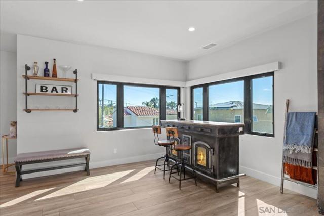 Image 43 of 75 For 4515 Tivoli St