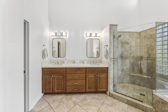 110 Celano Circle, Palm Desert CA: https://media.crmls.org/mediaz/096f5aa2-5907-4a7f-a7e7-0e359b0110b5.jpg