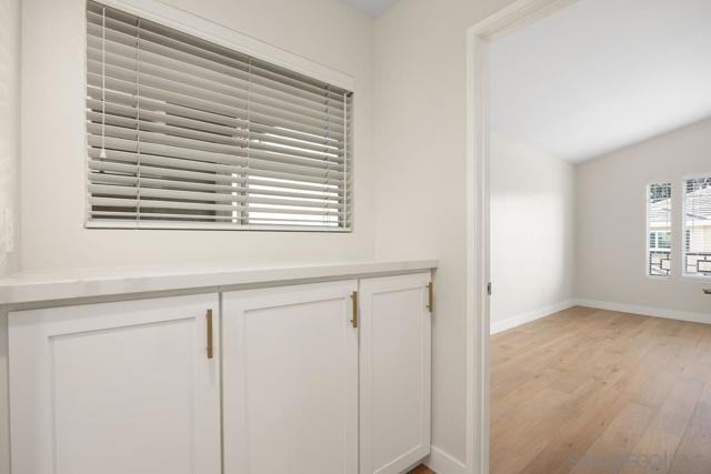 3693 RUETTE DE VILLE, San Diego CA: https://media.crmls.org/mediaz/096f9d9f-6dcd-42bb-86ac-dcb8d9c3d639.jpg
