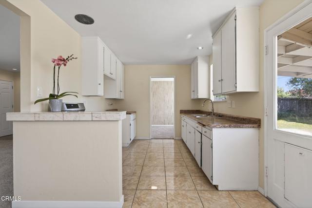 Detail Gallery Image 8 of 30 For 204 Banner Ave, Ventura,  CA 93004 - 3 Beds | 2 Baths