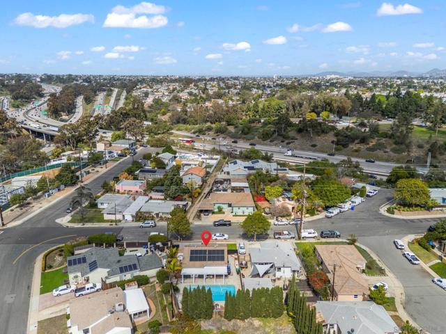 3921 Juniper St, San Diego CA: https://media.crmls.org/mediaz/0970e040-ca94-40ce-841b-f98a563e1267.jpg