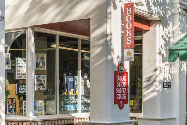 318 Soquel Avenue, Santa Cruz CA: https://media.crmls.org/mediaz/09737555-921e-4a01-9af5-281440d9936f.jpg