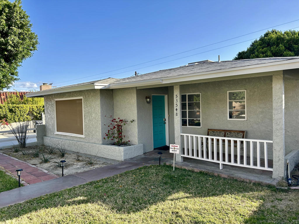 53548 Avenida Vallejo