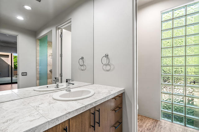 79200 Jack Rabbit Trail, La Quinta CA: https://media.crmls.org/mediaz/097496f8-9cc7-486f-b6a7-1c4ff141c914.jpg