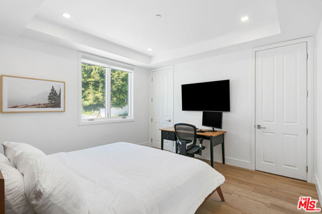 25157 Malibu Road, Malibu CA: https://media.crmls.org/mediaz/0974d54a-2e27-4018-8eaa-6c25375e8b71.jpg