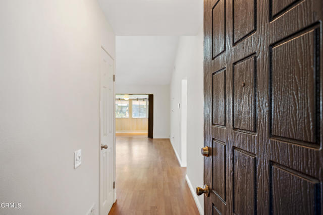 11225 Village 11, Camarillo CA: https://media.crmls.org/mediaz/0976c092-453e-47b5-a19a-ffbea4dc4dba.jpg