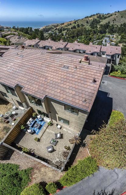991 Fassler Avenue, Pacifica CA: https://media.crmls.org/mediaz/09773f2d-b2aa-4497-b0de-34740ff65540.jpg