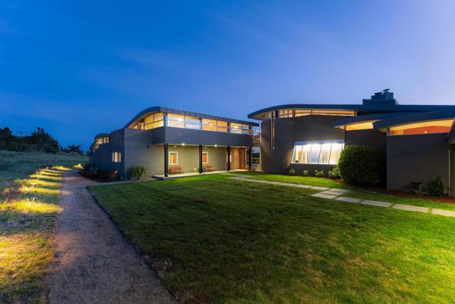 801 Bean Hollow Road, Pescadero CA: https://media.crmls.org/mediaz/0977d565-1d67-46c6-a9e7-402cf56c5734.jpg