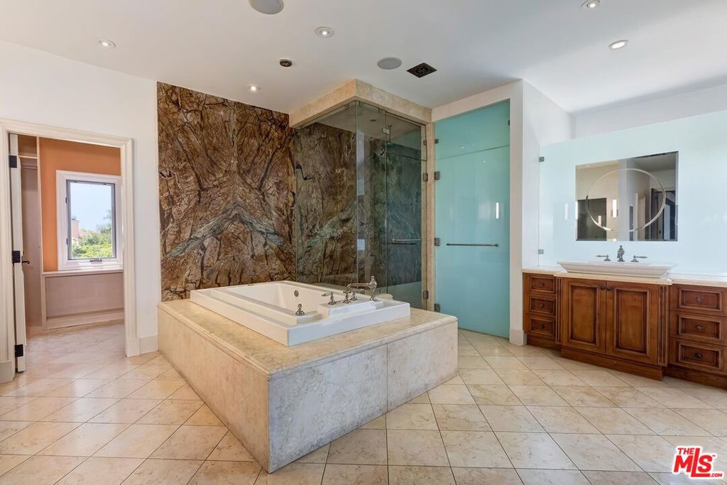 MLS #26842247 image #36