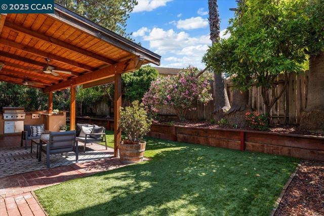 4536 Birch Bark Rd, Concord CA: https://media.crmls.org/mediaz/09786ff8-8531-46fe-897e-befd5b1c9da6.jpg