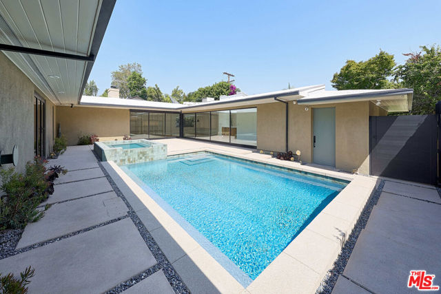 310 Beloit Avenue, Los Angeles CA: https://media.crmls.org/mediaz/097890be-ba3c-45fa-a198-95a136b22dae.jpg